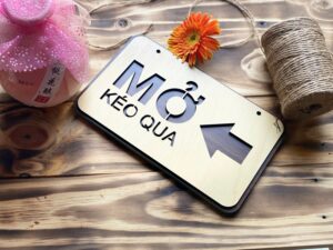 Bảng tín hiệu gỗ 08